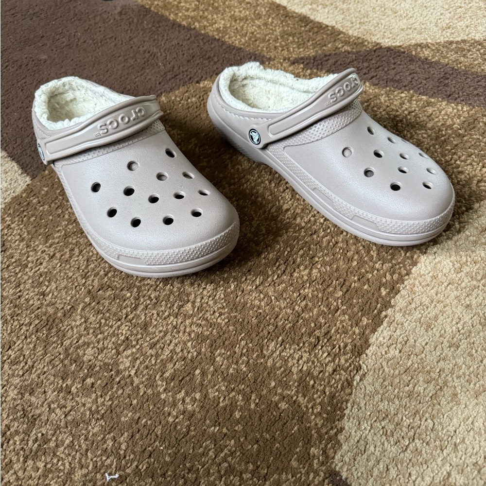 Mens 9 Crocs Lined Clogs | Mushroom/Bone